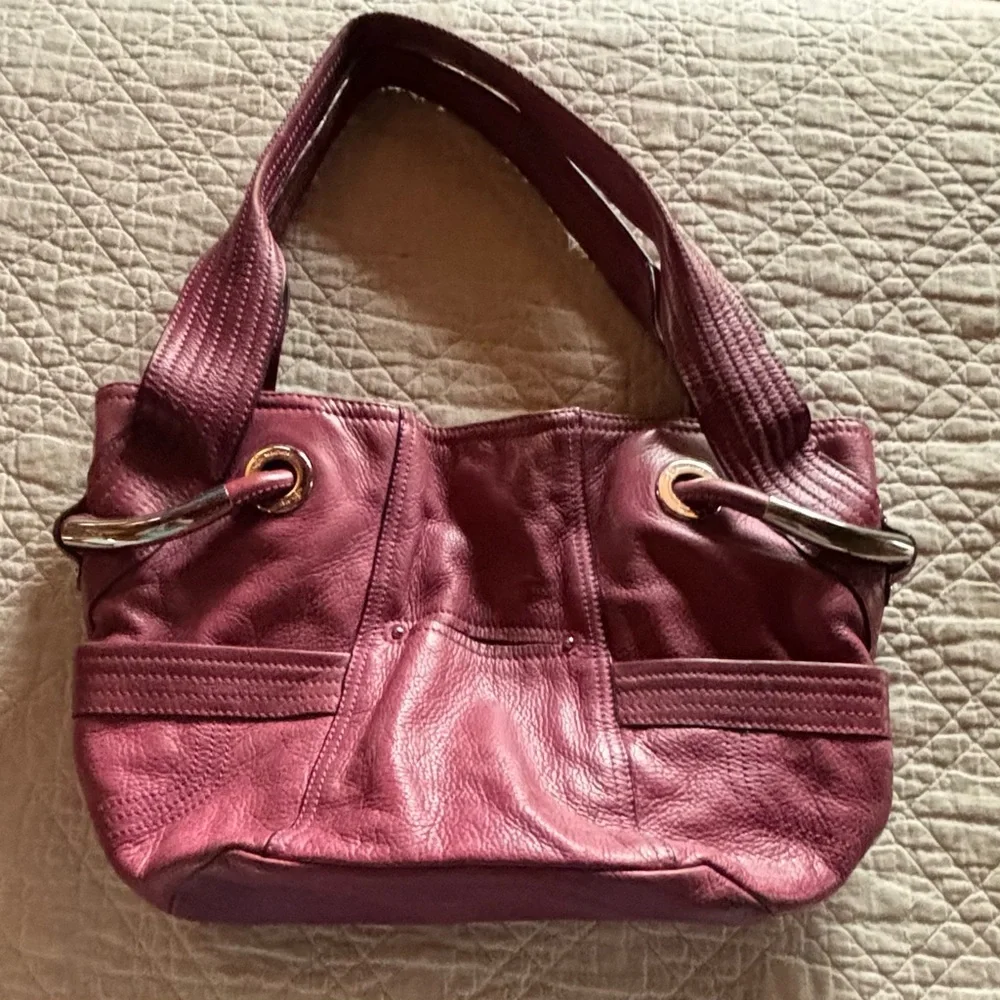 B. Makowsky Leather Shoulder Bag Plum Chunky Silver Hardware 3 Compartments